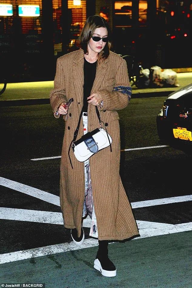 韩系小众腋下包,腋下包轻奢小众lisa