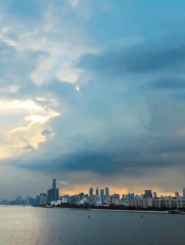 港珠澳大桥的桥梁是怎样建造的,中国十大杰出桥梁港珠澳大桥简介