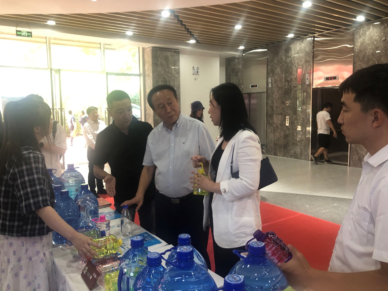 一瓢清泉助力山西首届青年网络达人直播带货节