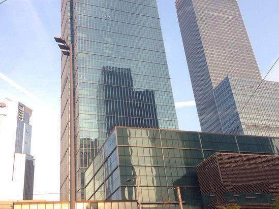 还记得《极乐宝鉴》的女一号吗？如今豪宅相伴清纯可人