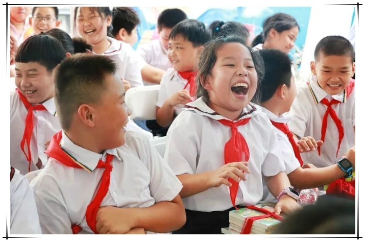 爸爸姓李妈妈姓秦取名字,爸爸姓樊妈妈姓宋取名字