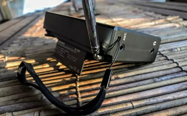 RADIWOWR-108一款全新的DSP短波便携式收音机,含航空和长波段