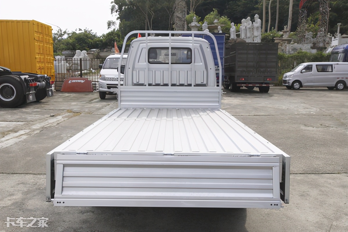 长安神骐t20厢货三米六,长安神骐3.3米货车能拉多少吨