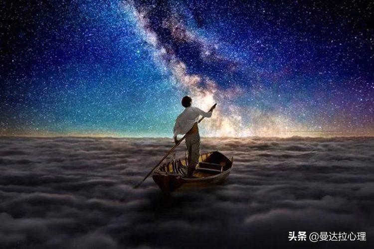 晚上睡觉总是做噩梦腿软,睡觉经常做噩梦怎么破