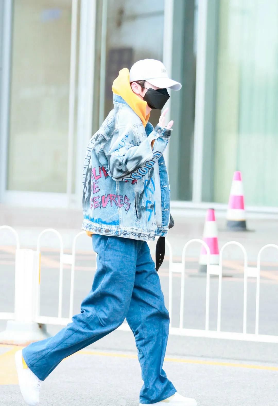 80年代复古港风男星,夏季穿搭最好看的男明星