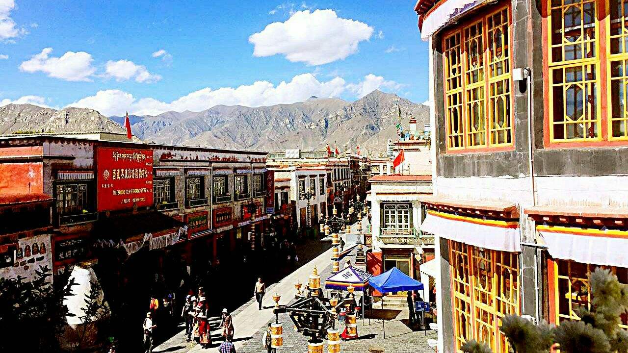 拉萨八廓街朝圣者街,拉萨八廓街街道