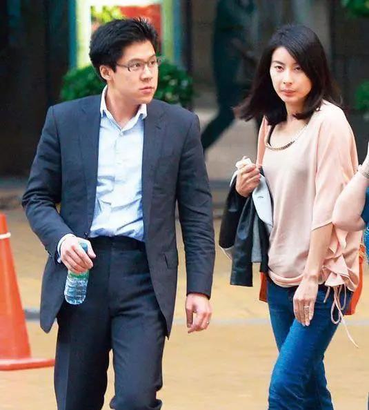 赌王家和霍家谁的资产更多,赌王家族是最大的豪门吗