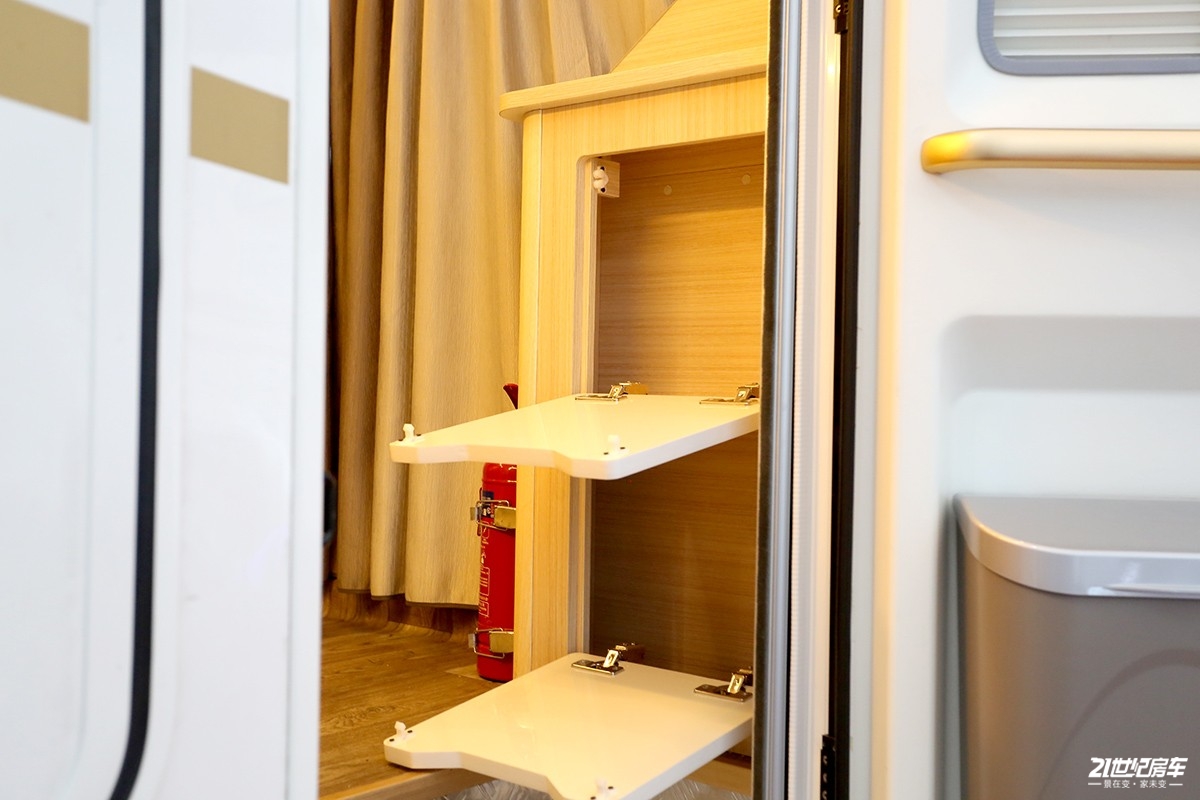 福特新全顺b型v362房车缺点,福特新世代全顺proc型房车实测