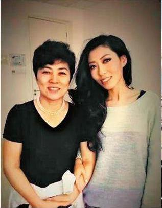 曲婉婷母亲贪污案电视剧,曲婉婷称母亲贪污3.5亿罪名被撤回