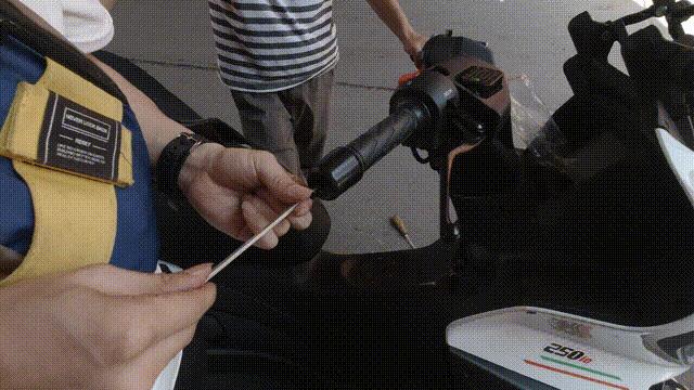 试驾srmax250,阿普利亚srmax250提车视频