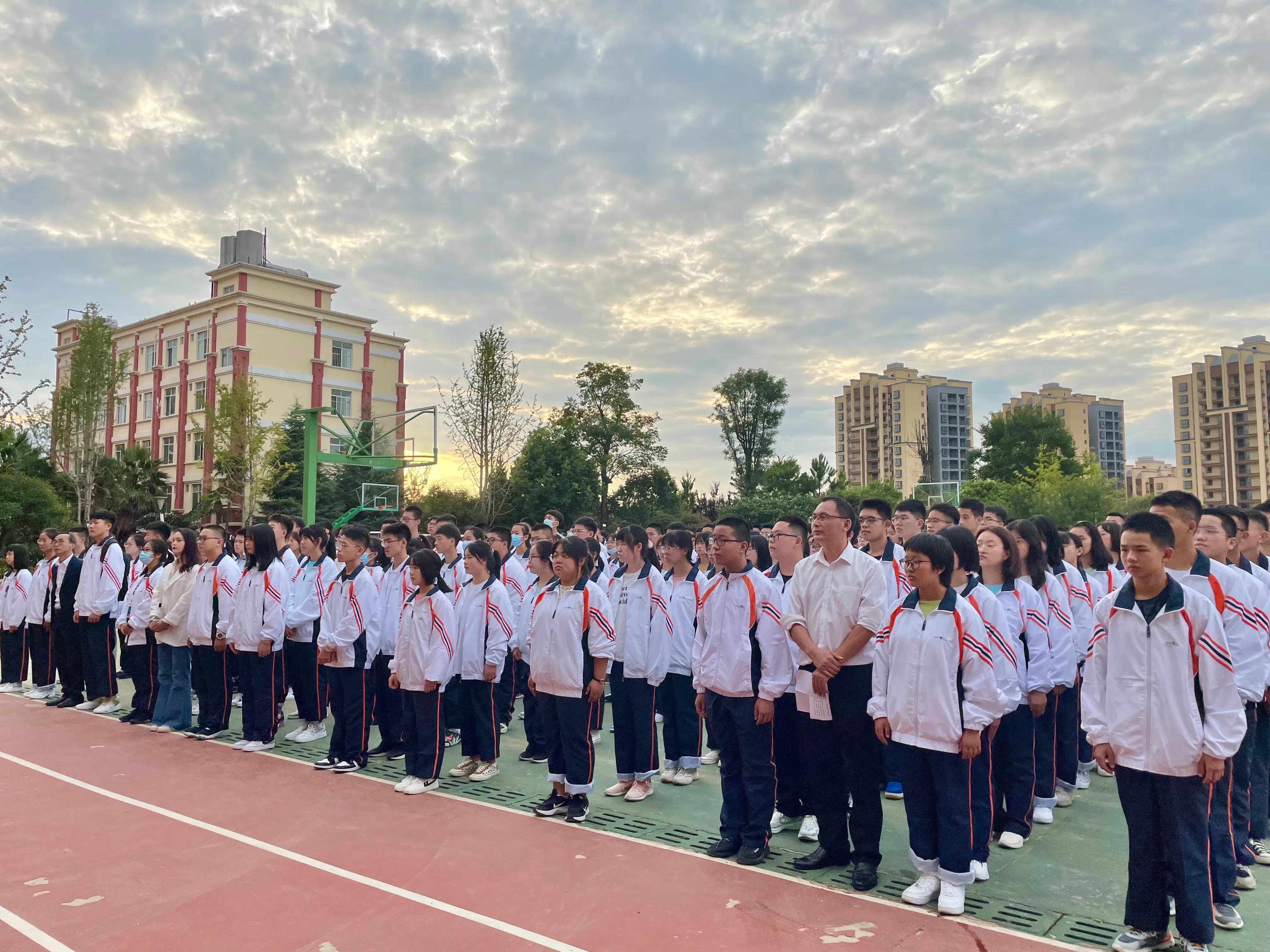 昆明三中空港实验学校2019,昆明市第三中学空港实验学校高一