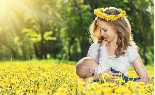 母亲是乙肝小三阳宝宝能传染上吗,有乙肝小三阳可以给孩子喂母乳吗