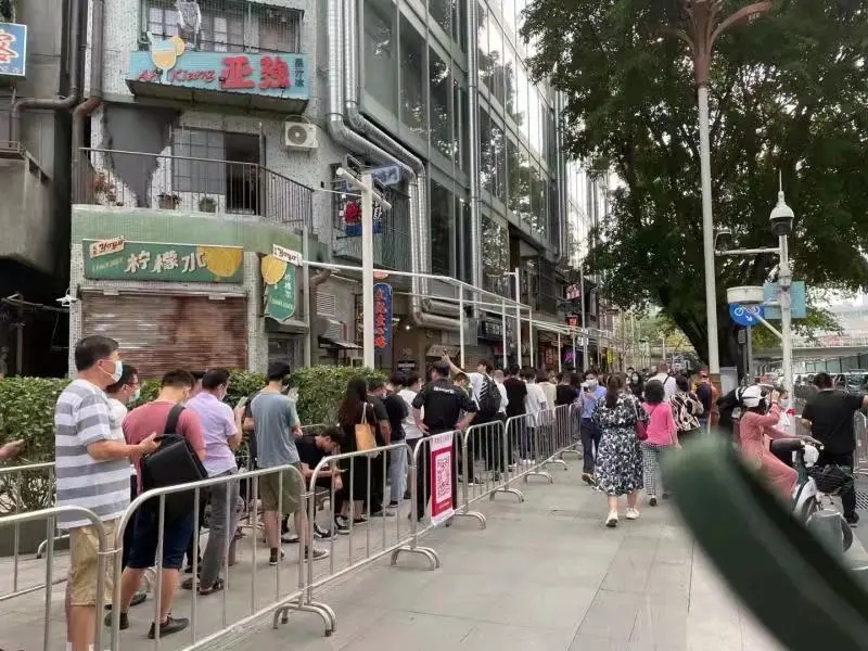 一杯奶茶能获利多少钱,一杯奶茶店能赚多少钱