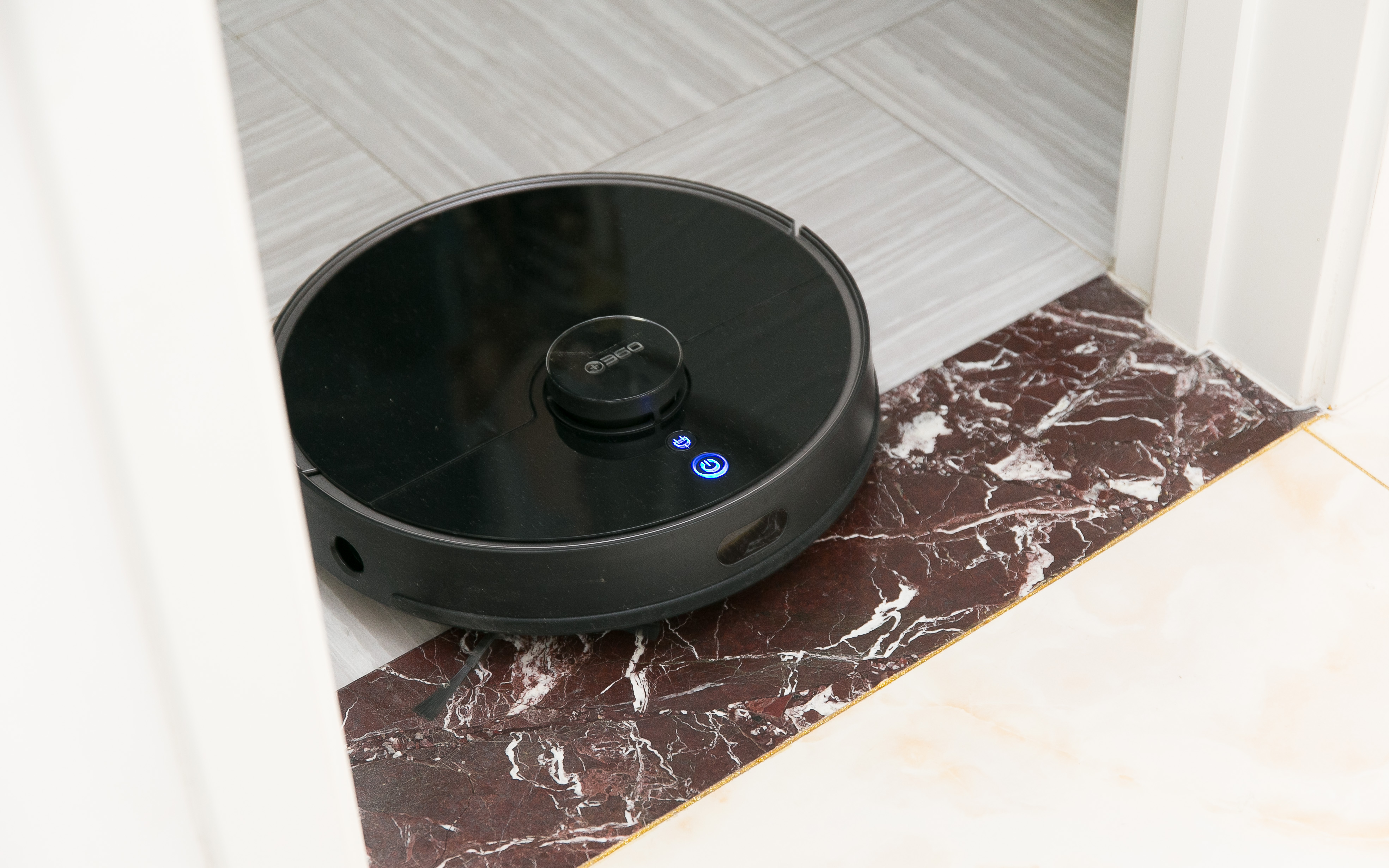 千元内扫地机器人拖地测评,360扫地机器人扫拖一体全自动