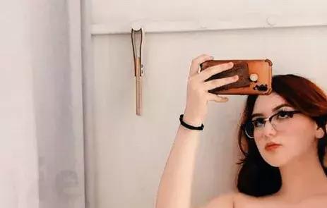 游泳池游泳技巧,游泳底妆的正确步骤