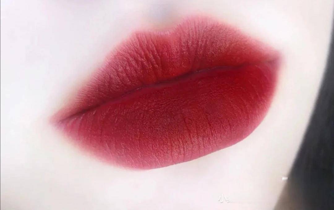 适合秋冬的大牌口红雅诗兰黛599,tf口红黑管80和雅诗兰黛333
