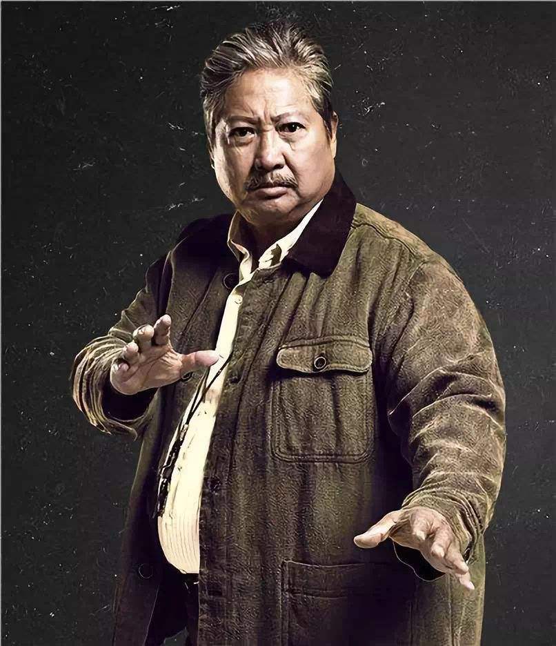 拳王周比利和吴京,太极宗师周比利踢飞吴京视频