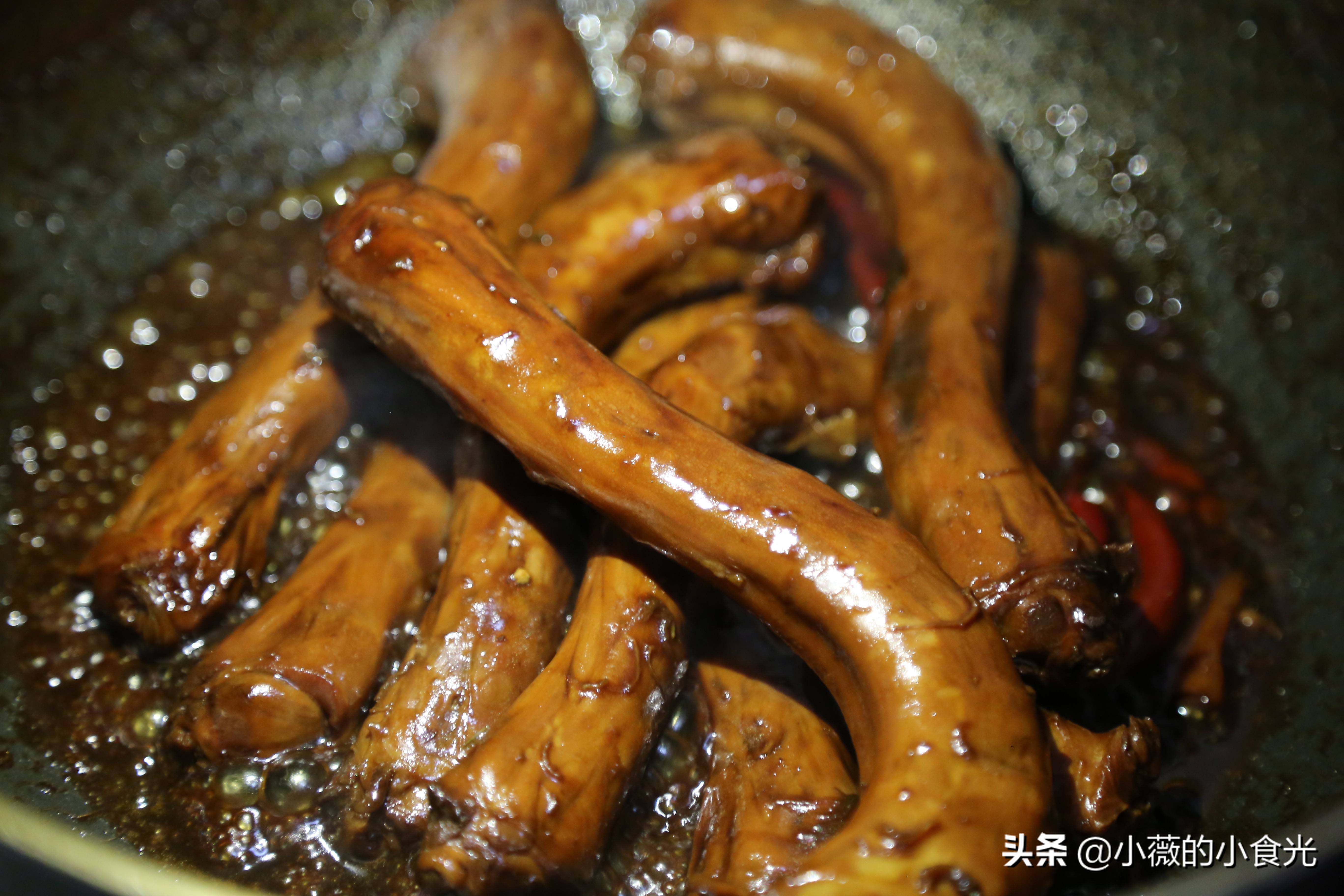 卤鸭脖要怎么做才好吃又简单窍门,卤鸭脖如何入味好吃又简单