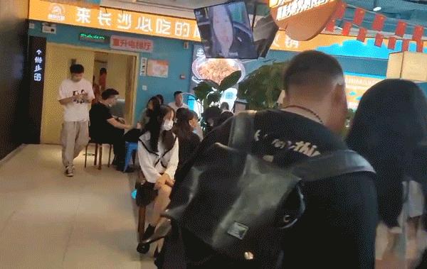 被看轻了的虾火锅