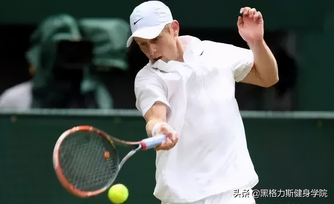 胸肌练歪了怎么办,胸肌歪是不够大么