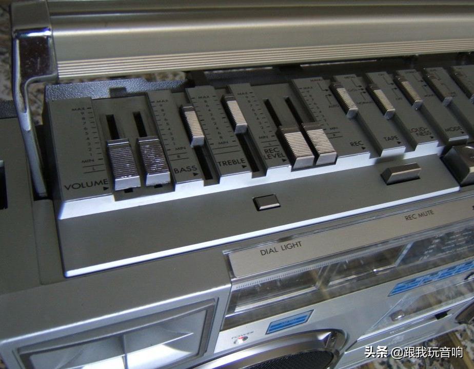 80年代唱片机怀旧音乐,旧80年代收录机音响大全