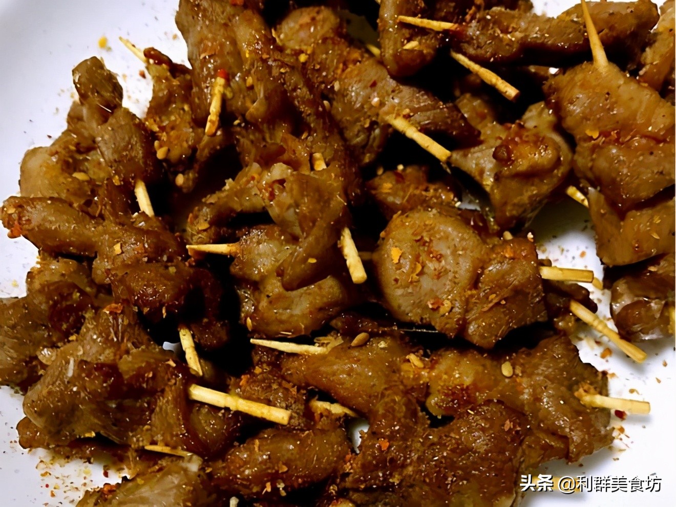 牙签羊肉老东北美食,利群私房菜的做法