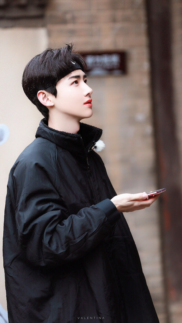 娱乐圈男明星最美的几双手,快来看看有没有你们的爱豆