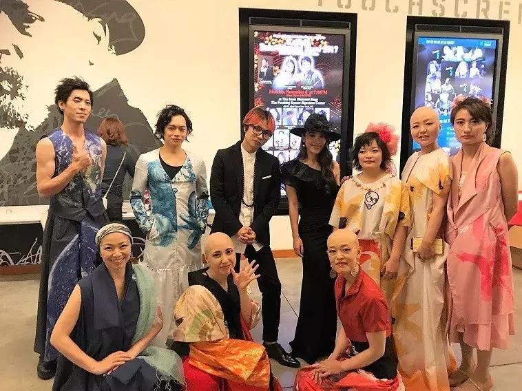 日本美女拔头发,日本美女服装秀