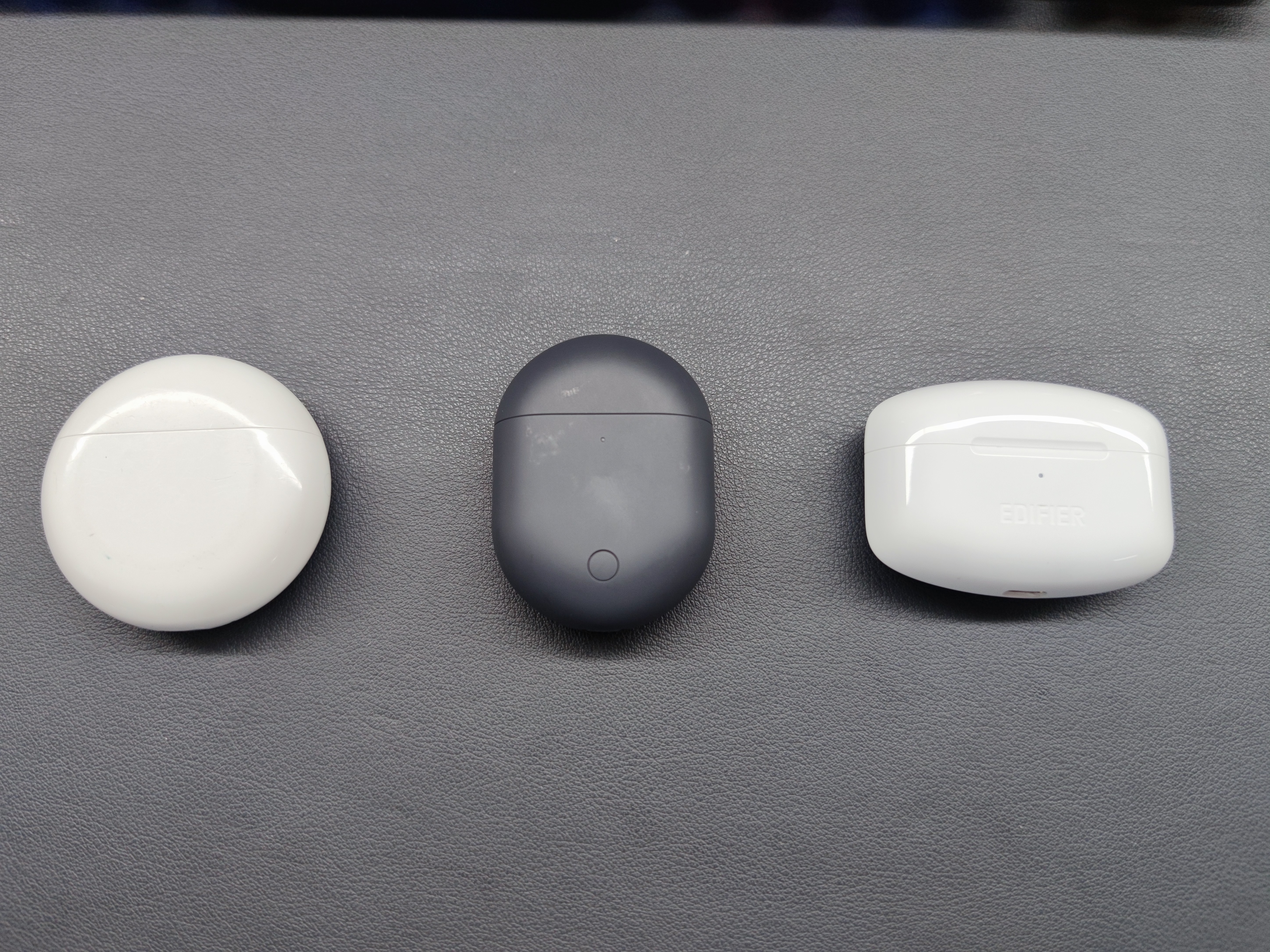 漫步者蓝牙耳机与华为小米比较,小米主动降噪耳机和漫步者哪个好