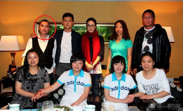 李亚鹏负债什么原因,李亚鹏为何负债