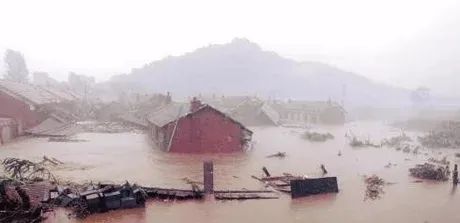 26年洪水中被救的女孩,洪水中被救的小女孩23年后