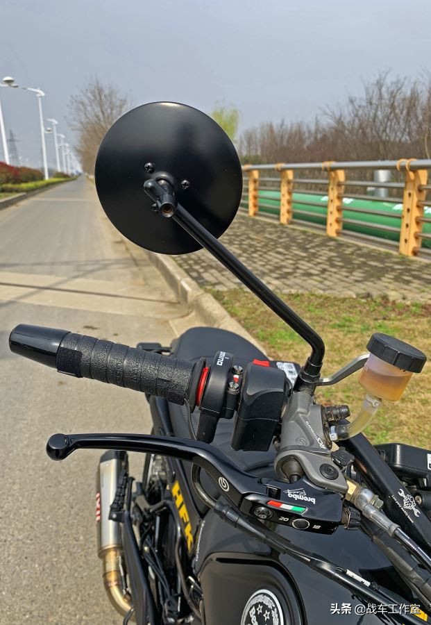 战车弄了一位幼狮500车主的十万块钱，请原谅