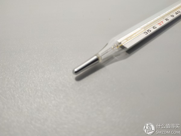 电子测温枪与腋下温度计哪个准确,红外线温度计和耳枪温度计哪个准