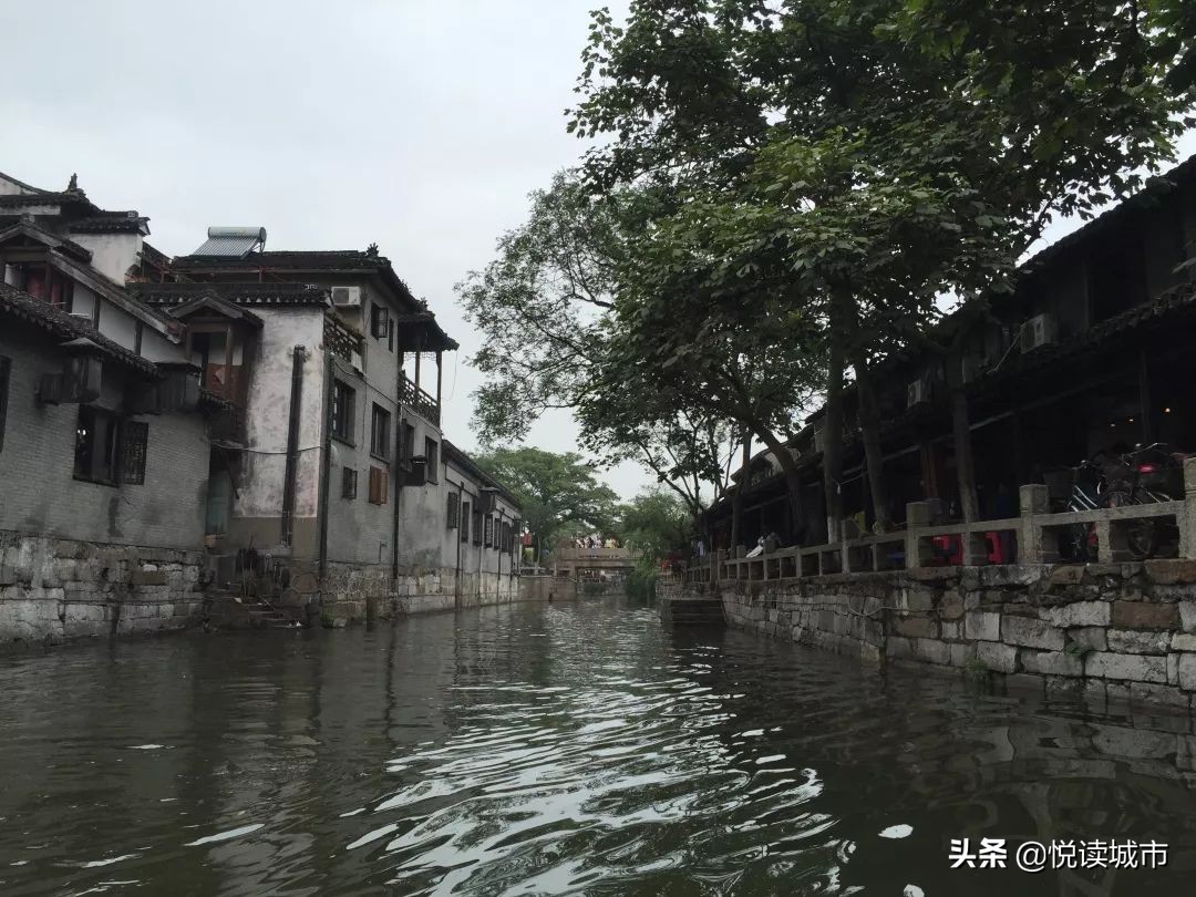 金秋赏“金”：新老照片对比金山发展老金山都不一定认得全