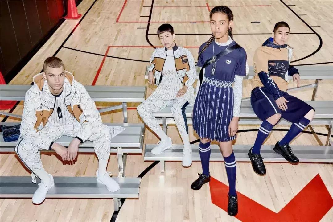 洋气减龄学院风,秋季学院风叠穿甜美穿搭教程来啦