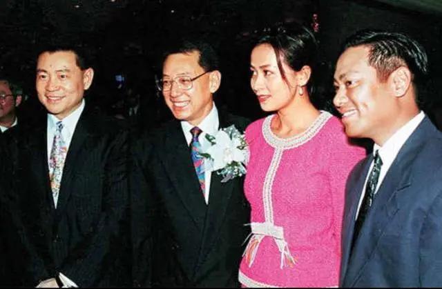 14岁辍学27岁身家过10亿,十五岁辍学养家梁朝伟