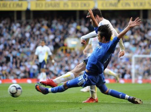 拉筋拉到痛还要继续拉吗,每天坚持拉筋柔韧性会变好吗