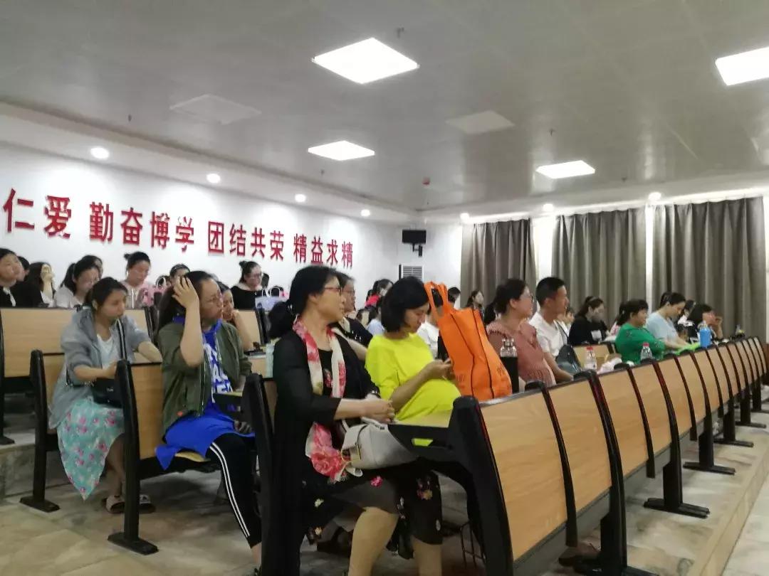 开封市妇产医院：“幸孕女神”行动“育儿真经”解析