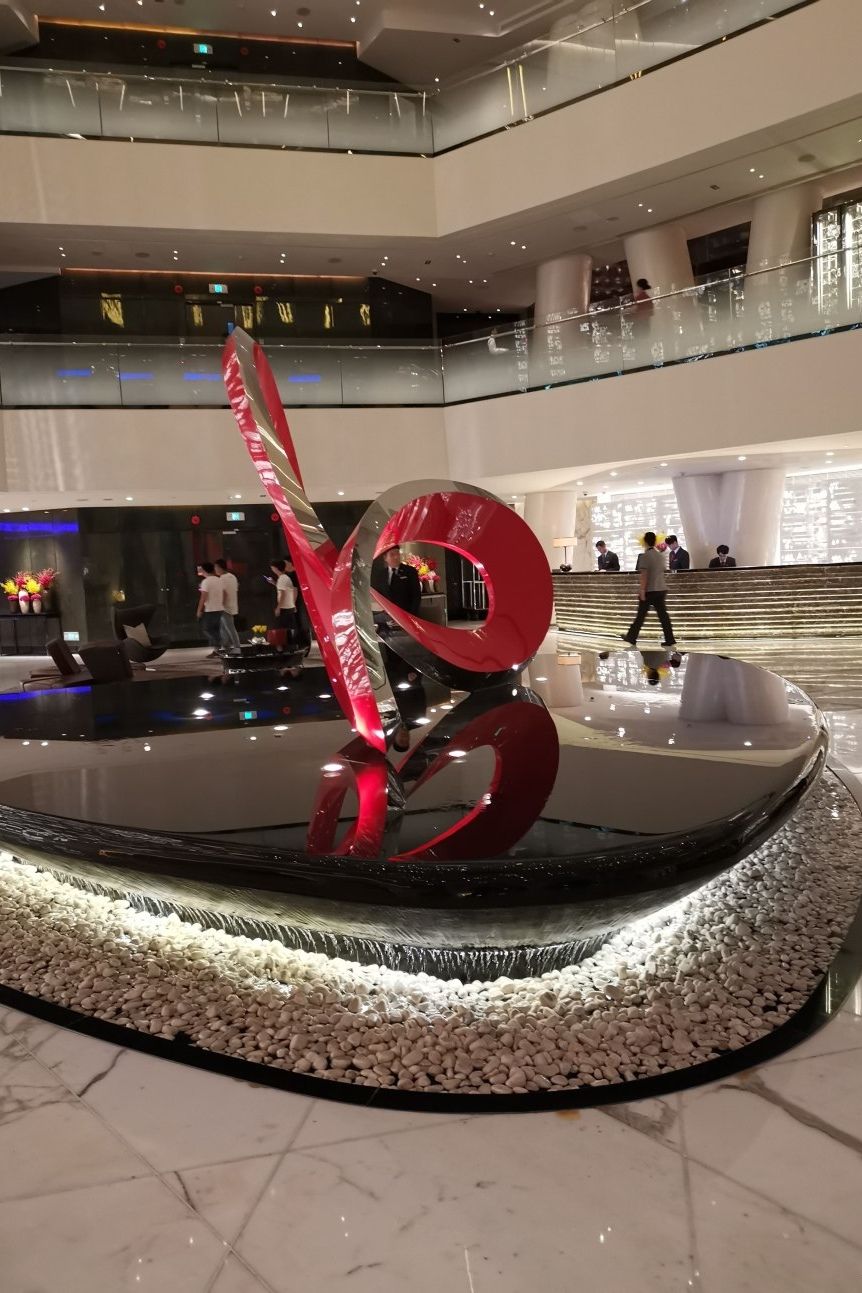 骞垮窞鍥涘閰掑簵浜戠,骞垮窞浜戠鍥涘閰掑簵