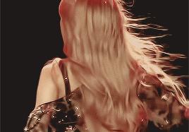 细腰女生穿搭技巧,细腰长腿女生穿搭风