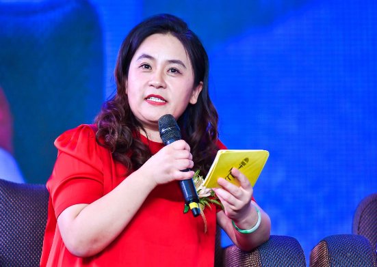 2019汽服连锁论坛“大咖说十二人”之车仆汽服陈琪