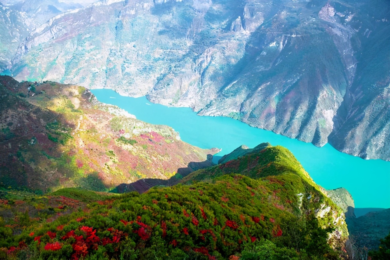 重庆三峡巫山云巅,重庆人间仙境南滨路
