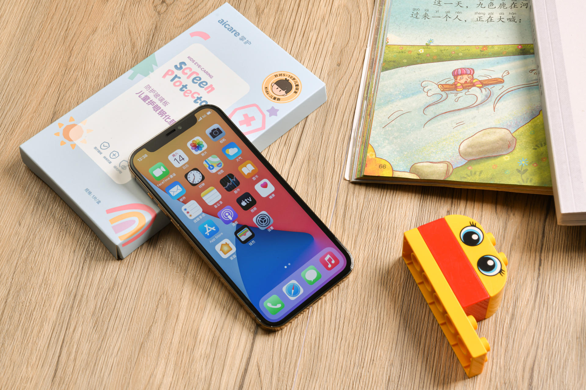 钢化膜和不贴膜差别大吗,钢化膜需要注意哪些细节