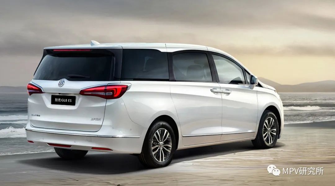 别克新gl8商务车报价及图片,别克gl8es尊享版新车优惠多少