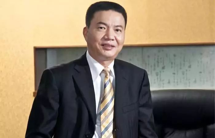 连续涨停！近7000万股被拍卖，一代鞋王迎来新生？