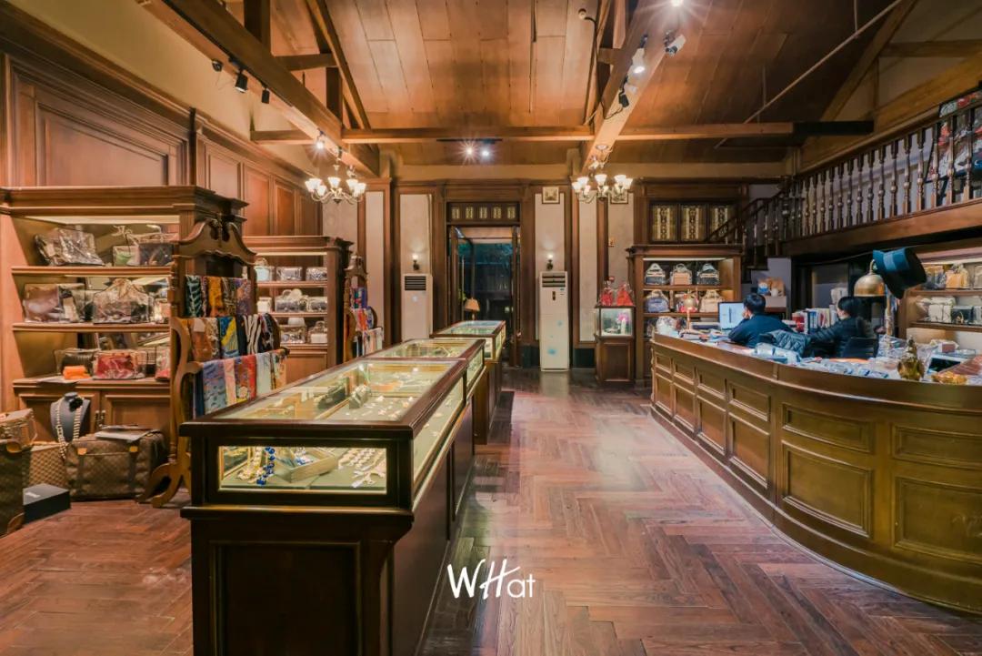 千元买大牌孤品，权志龙上身，打卡武汉宝藏中古店