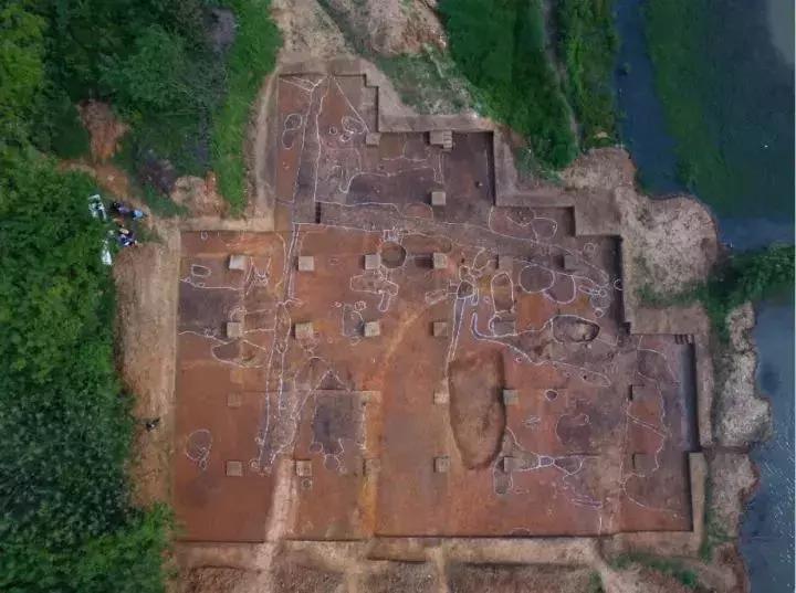 武汉发布暴雪橙色预警气温,武汉特大暴雪最新消息