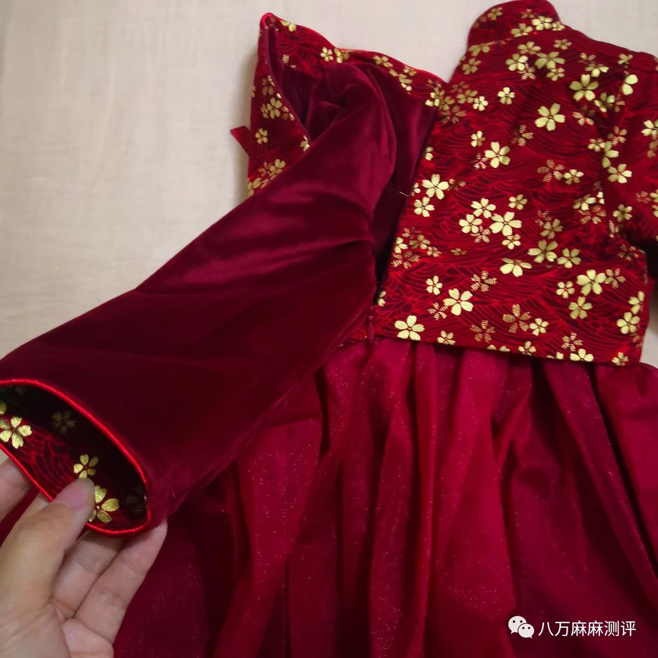 娃的新年战袍,小孩的新年战袍