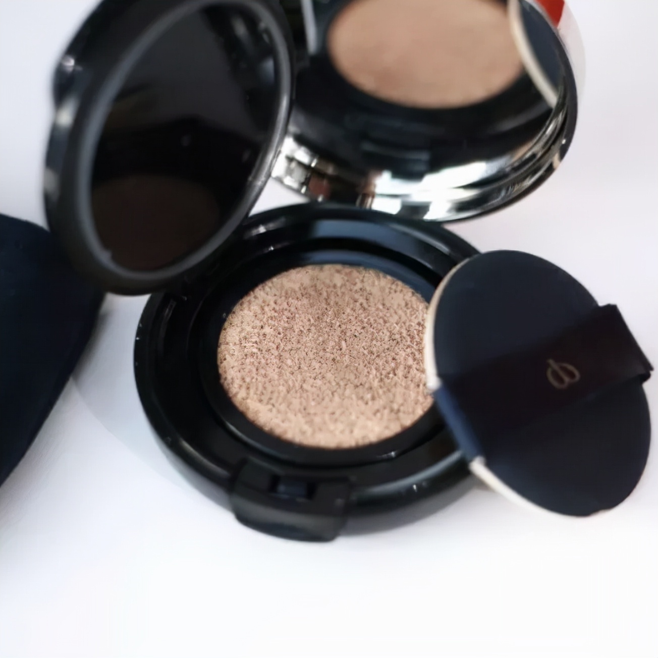 好用的气垫保湿不卡粉推荐,韩国好用气垫推荐干皮