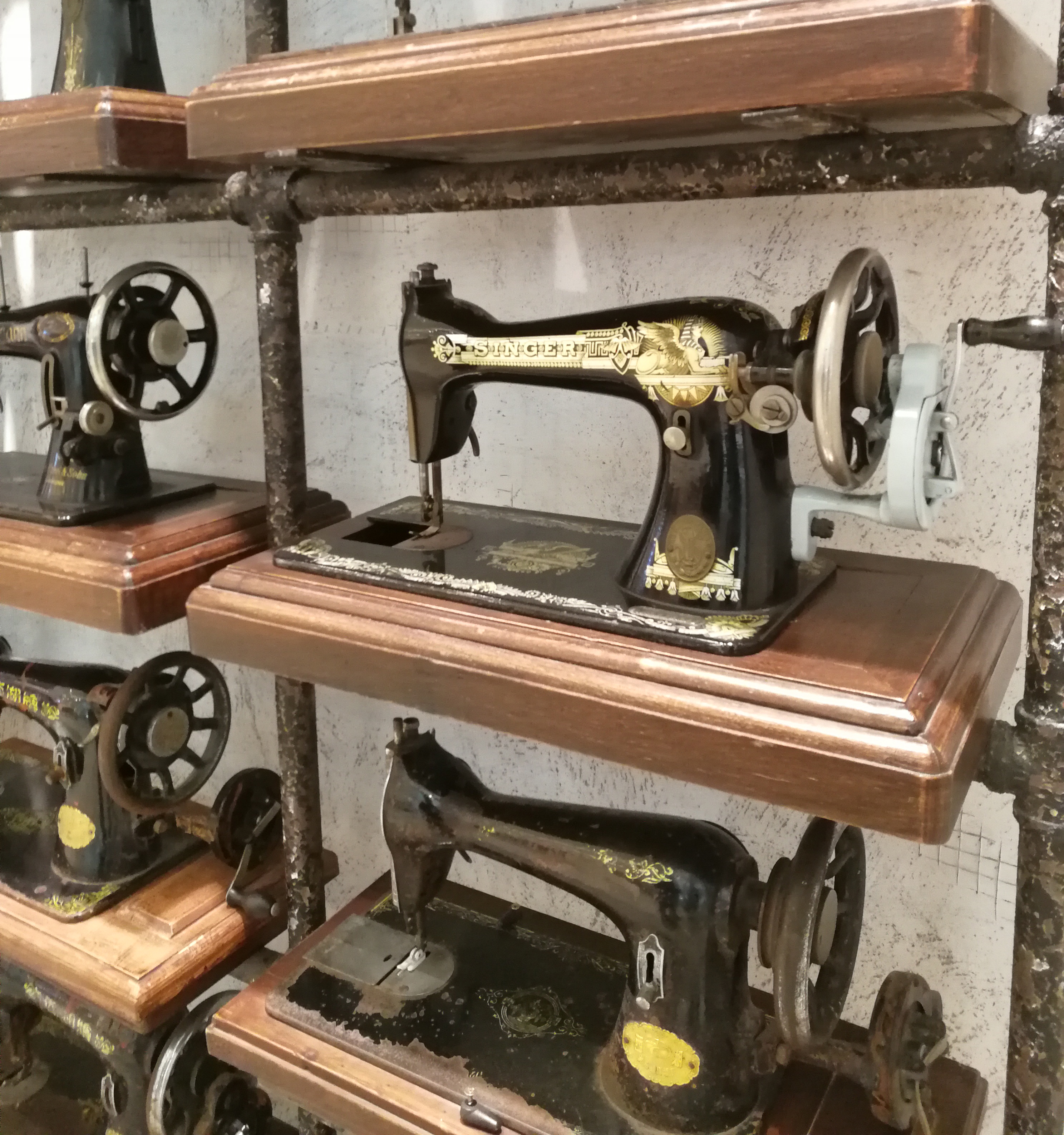 店铺工业风简装设计,工业风烧烤店铺门头设计效果图